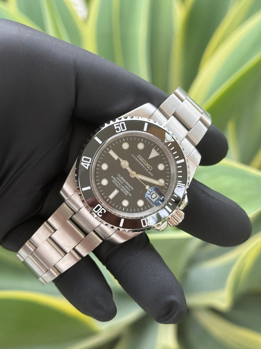 Black Submariner Mod - In Stock