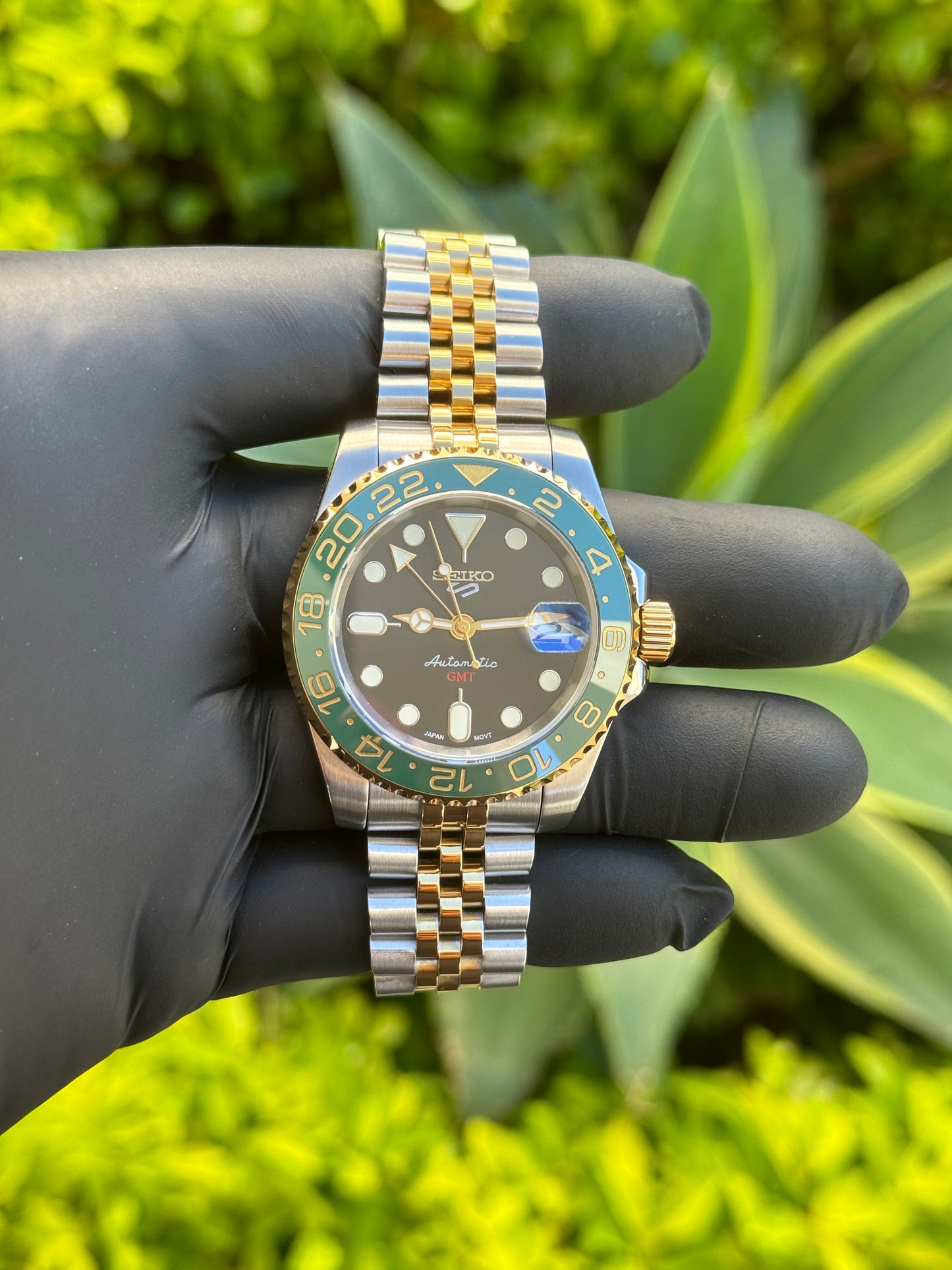 Green/Gold Two Tone GMT Mod