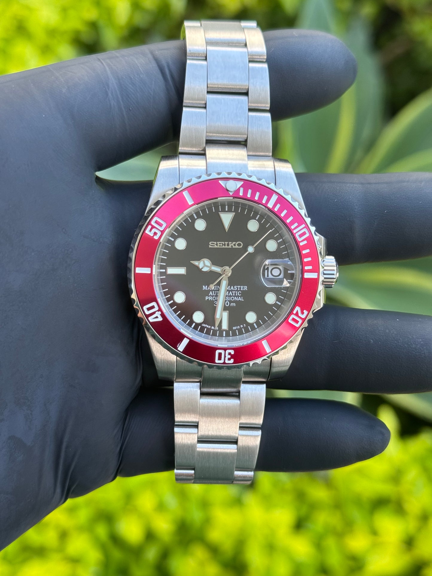 Red Bezel W/Black Dial Marine Master Mod