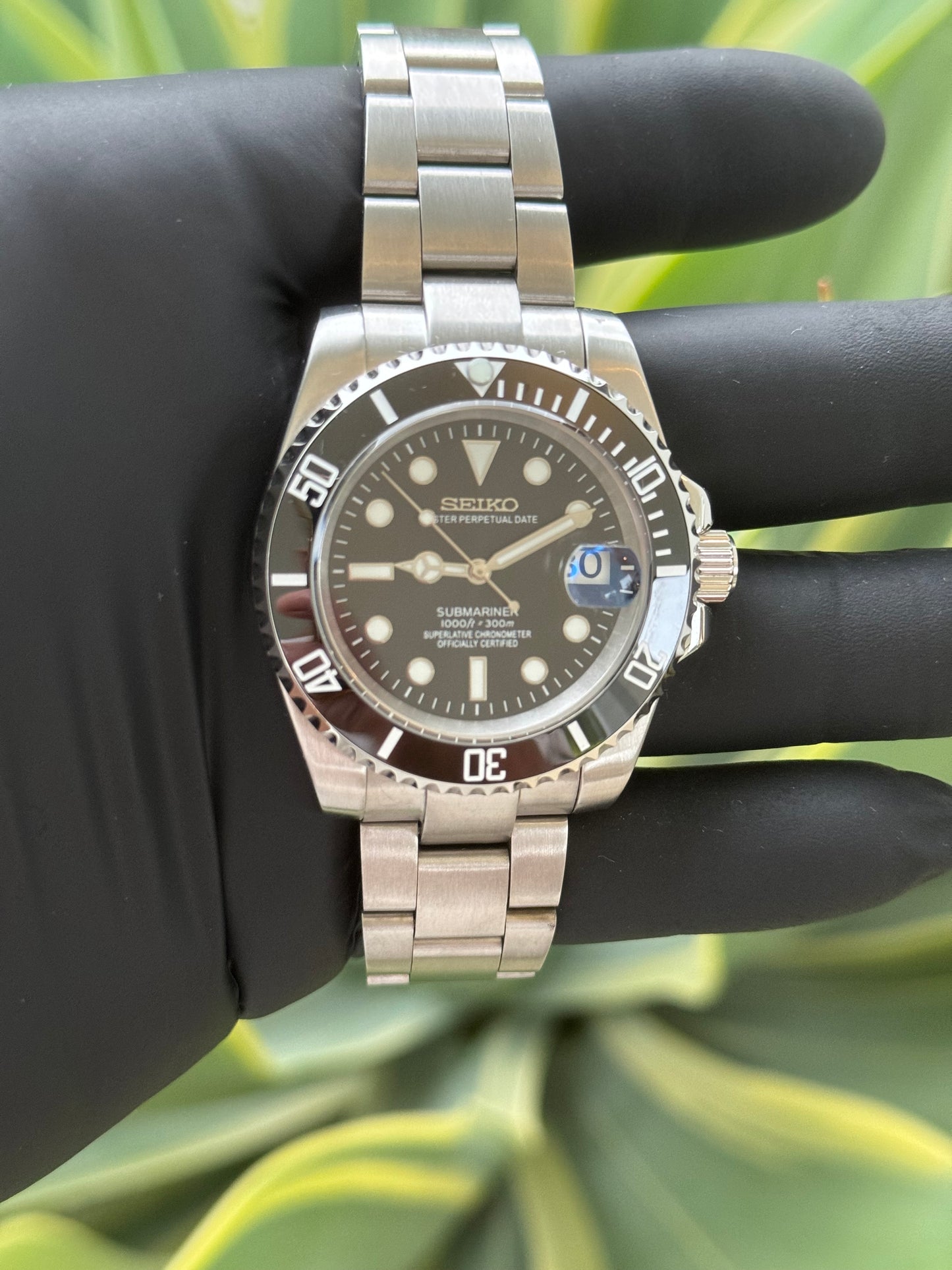 Black Submariner Mod - In Stock