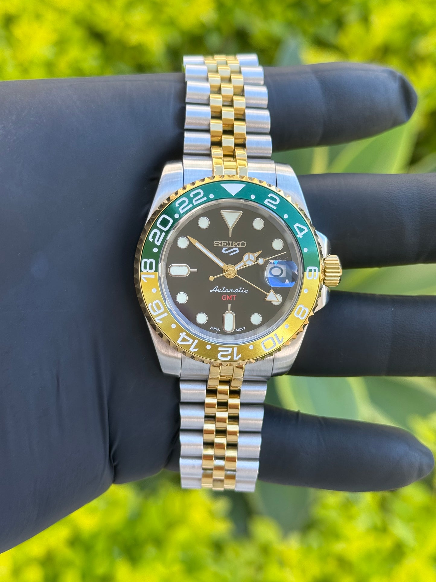 Two Tone Green/Gold Bezel GMT Mod