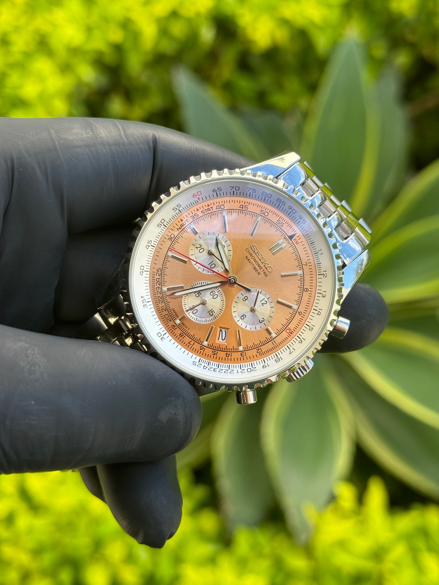 Salmon Navitimer Mod